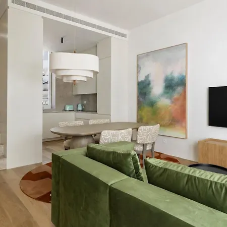 Hébergement de vacances Chic 1-bedroom Townhouse Near The Historic Centre *